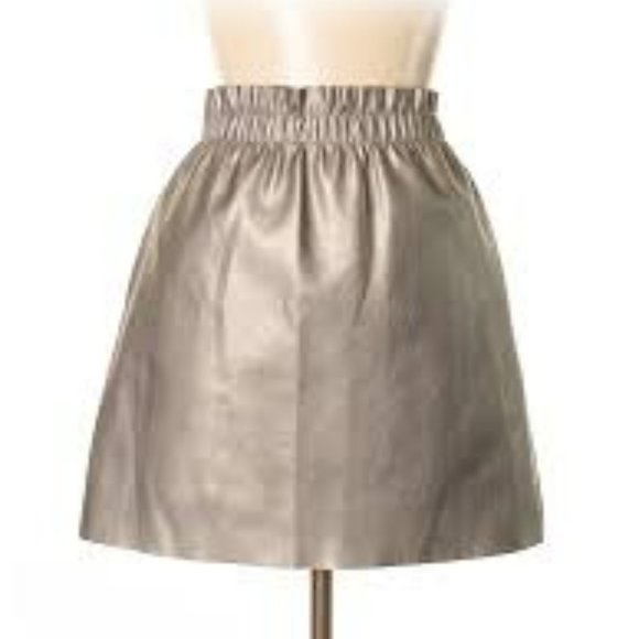 NWT Zara Silver Faux Leather Mini Skirt.  SZ M - Picture 5 of 5